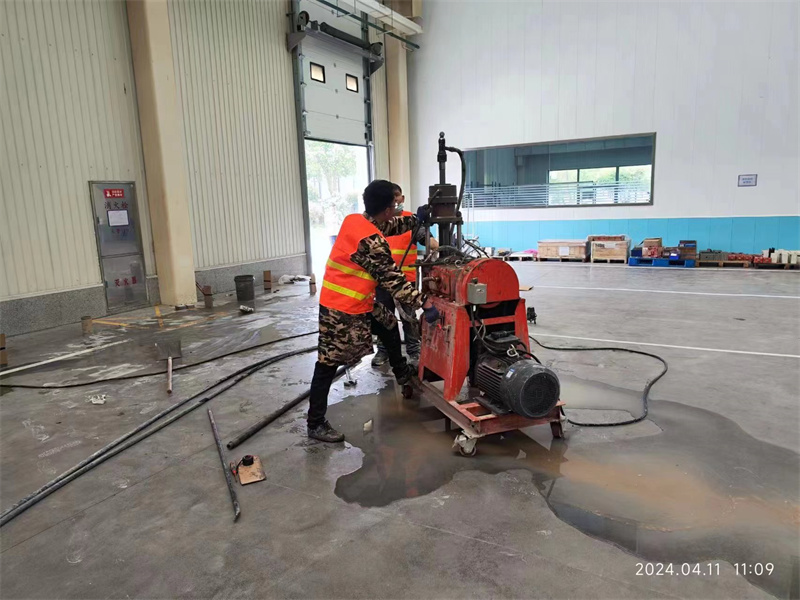 浮梁厂房地面下沉塌陷注浆加固施工